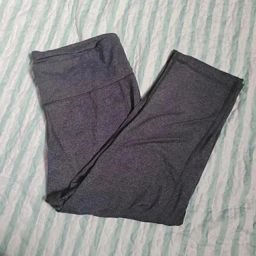 Old Navy Active Capris L